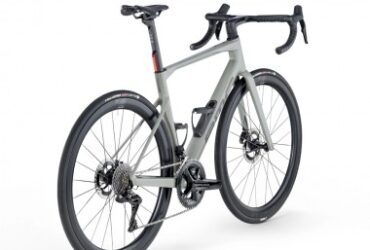 2025 Bmc Roadmachine 01 Two Road Bike