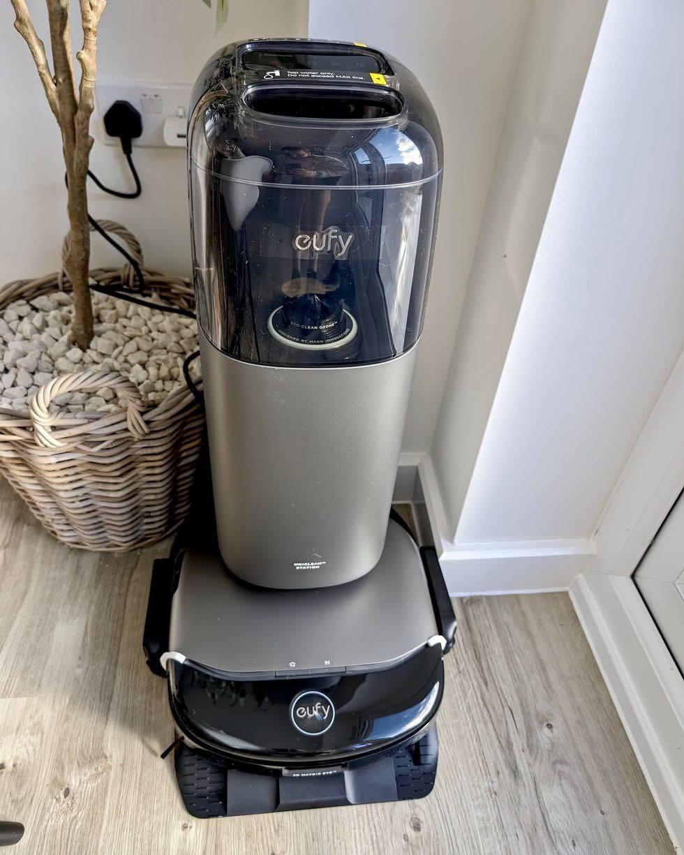 Domestic home improvement cleaning vacuum machine