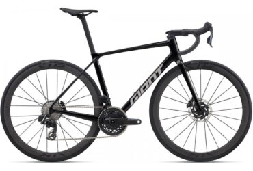 2026 Giant TCR Advanced Pro 0 Road Bike (MONKEYCYCLESHOP)