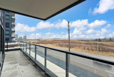 Modern 2 Bed Condo Apartment in Oakville Prime Area