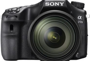 Sony Alpha a77 II DSLR Camera with 16-50mm f/2.8 Lens (INDOELECTRONIC)