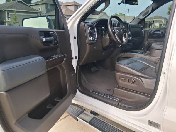 2022 GMC DENALI 1500