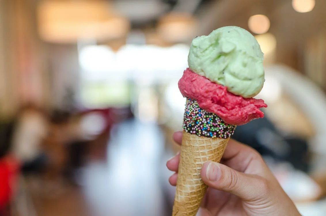 T's Diner / Ice Cream Shop