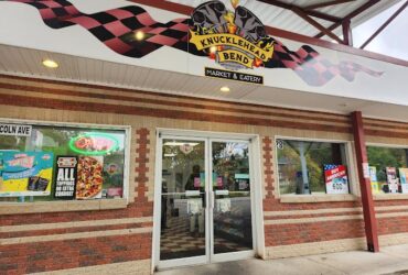 Knucklehead Bend Gas