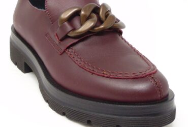 Carla Shoes & Accessories