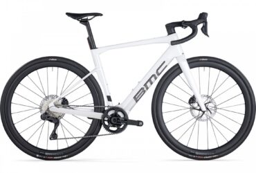 2026 BMC Roadmachine 01 AMP ONE Electric Road Bike (BIKOTIQUE)