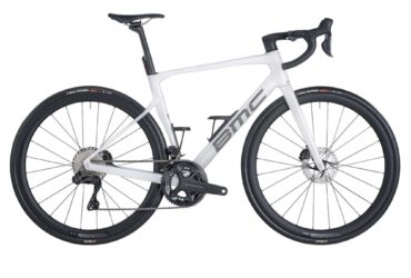 2026 BMC Roadmachine 01 FOUR Carbon Endurance Road Bike (WORLDRACYCLES)