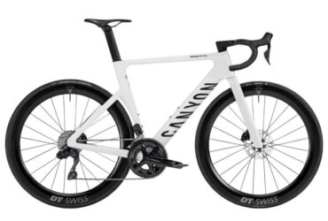 2026 Canyon Aeroad CF SLX 7 Di2 Road Bike (CENTRACYCLES)
