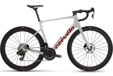 2026 Cervélo Caledonia-5 Force AXS Road Bike (CENTRACYCLES)