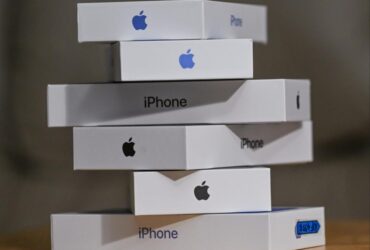 AVAILABLE FOR SALE BRAND NEW UNLOCKED APPLE IPHONE