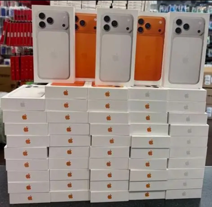AVAILABLE FOR SALE BRAND NEW UNLOCKED APPLE IPHONE